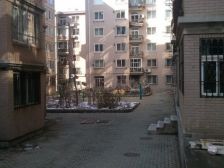 中山区 武昌花园 位置好 无坡中间楼层