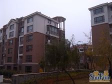 婚房装修100w+,不计面积2层和3层露台,可住三代人