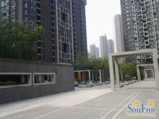 房子南北通透 采光很好 装修花了50多万 业主诚心