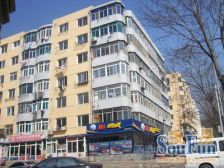 中南路无坡 位置好 二楼 南向 两室 出门就是大商