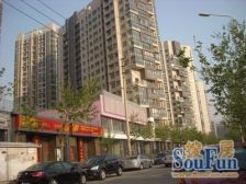 正弘城多层电梯洋房、出门东风渠、上文一,47;有车位