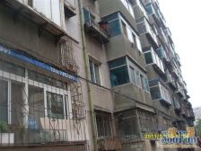 富强小区大两室出门地铁交通便利