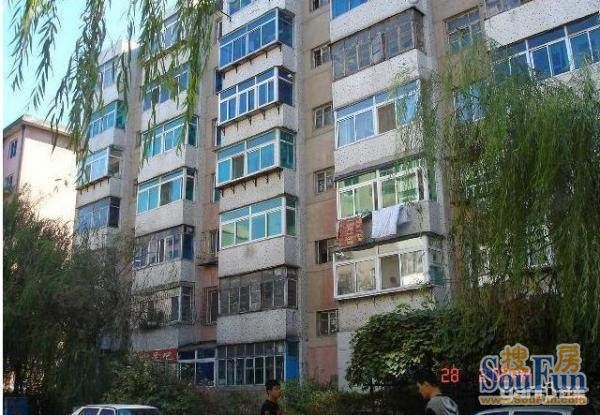 亚明铁路小区