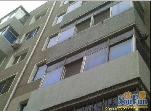 滑翔一小区2室1厅1卫南北朝向1300.00元/月出租