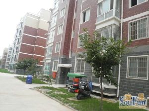 蓝爵世家户型很好,大两房好楼层,