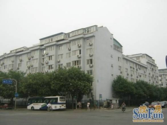 西单东斜街