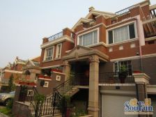 绿波中海品牌近西安路万达双知行封闭小区环境优美