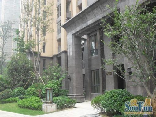 康桥金域上郡3室2厅1卫北朝向3300.00元/月出租