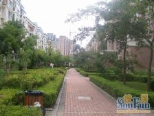 两室南北通透户型,步梯得房率高,屋内精装,随时可看