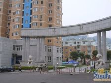 精装修 湖景房 多层洋房 带车库 拎包入住