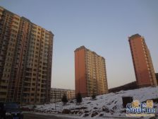 龙洞风景区 凤凰湖 环境优美 带120平阁楼 龙德颐馨苑