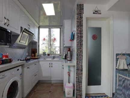 地中海小户型厨房卫生间图片