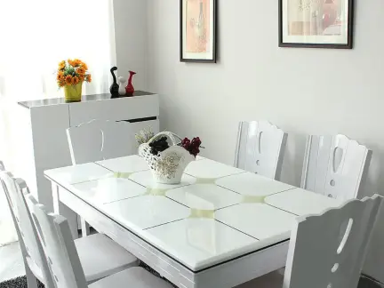 家用餐桌椅子