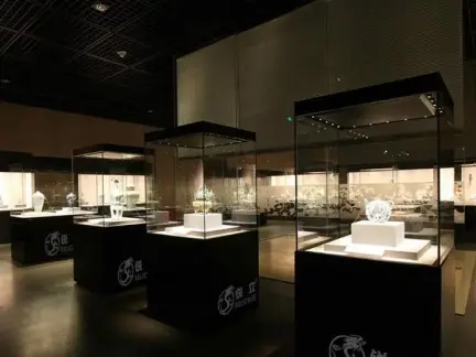 博物馆文物展柜