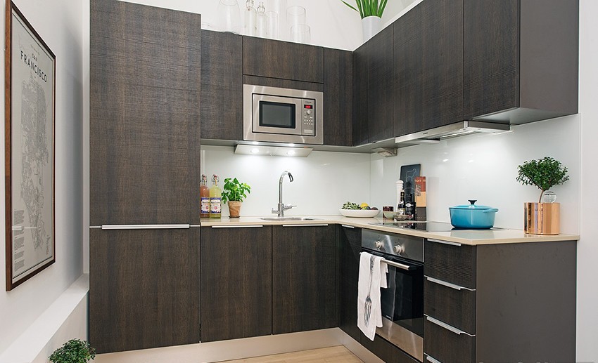 北欧风格深色厨房橱柜装修效果图