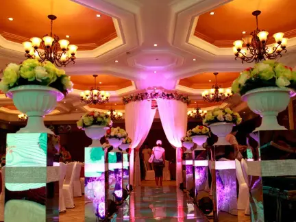 2019婚庆布置会场酒店图片-房天下装修效果图