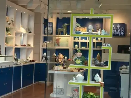 陶瓷饰品店内部构造图
