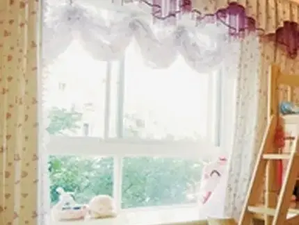 飘窗窗帘装修效果图欧式 432x324c.jpg