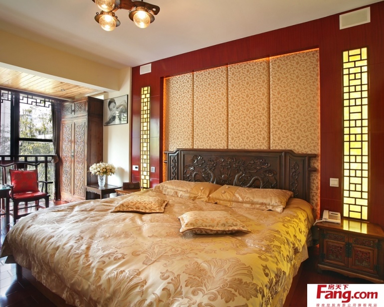 中式风格卧室床头软包背景墙装修效果图欣赏