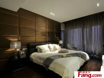 装修风格效果图暖色调卧室 432x324c.jpg