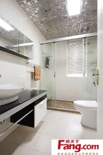 干湿卫生间淋浴室玻璃门隔断图片