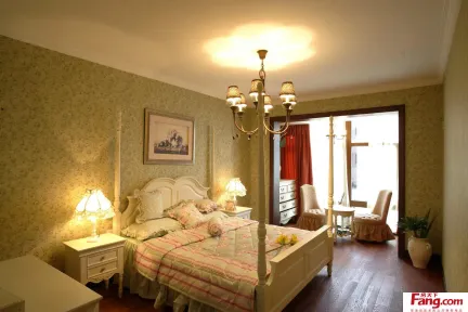 最新韩式卧室装修图片