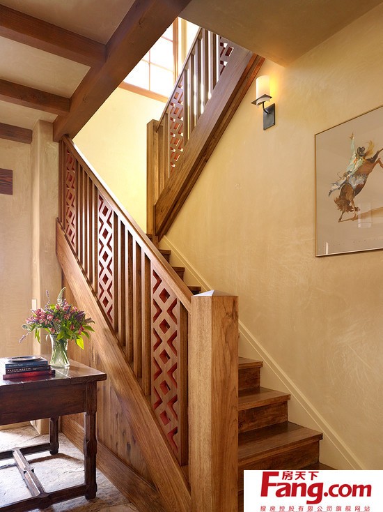 中式实木楼梯图片