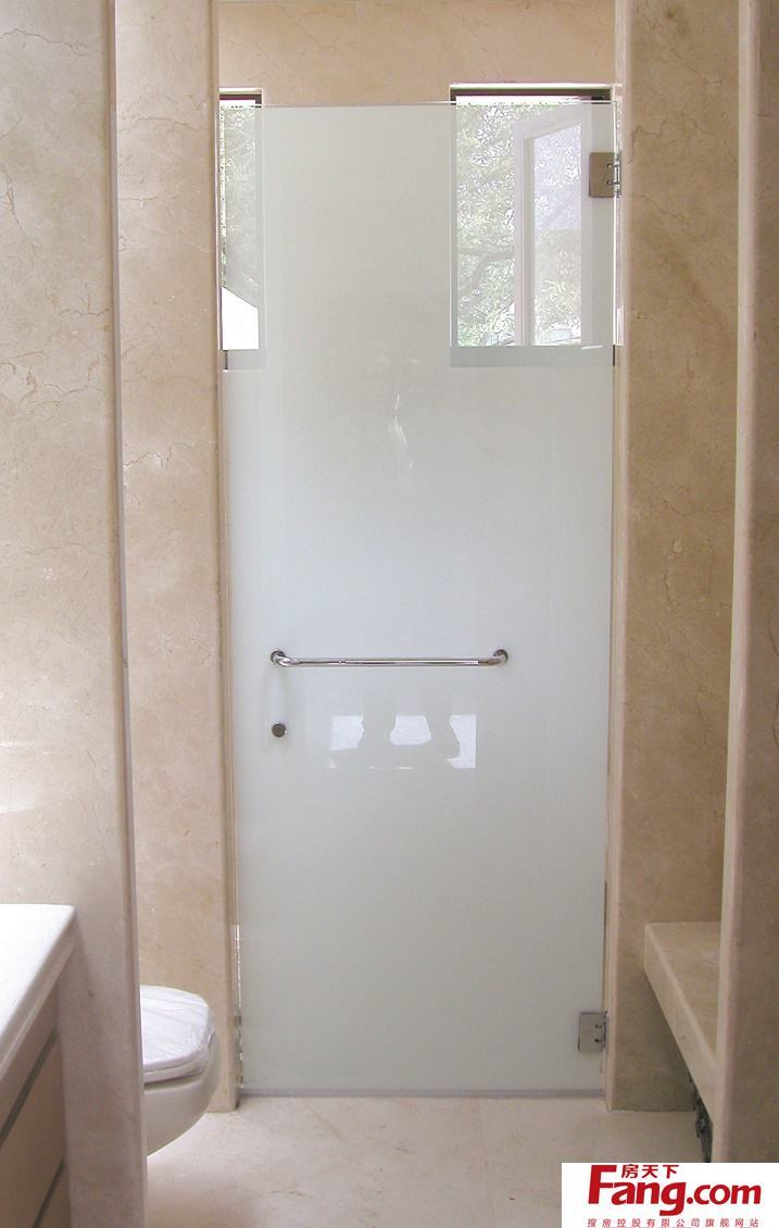 浴室磨砂玻璃门图片-房天下装修效果图