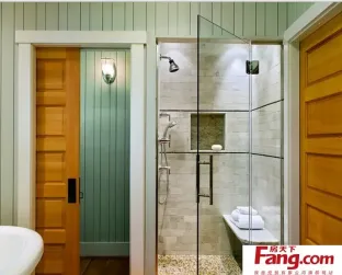 家装无框浴室玻璃门效果图