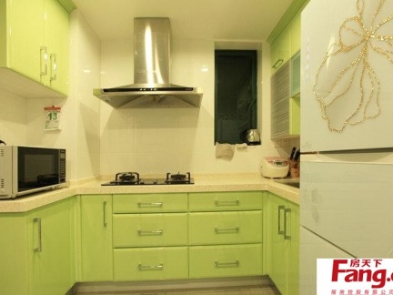 厨房橱柜颜色效果图整体厨房橱柜颜色风水图片6