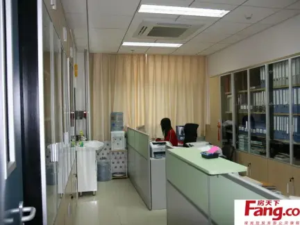 长方形学校办公室设计图
