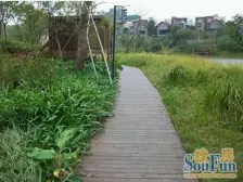 朝南向 带花园 车位 视野开阔 精装修 没有欠款