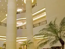 背靠公园,视野开阔,看中庭,大阳台