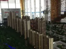 公园旁 装修好 保养巨新 可以保证ZB一手业主