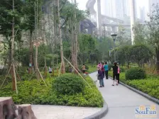 南滨路轻轨房,单价不过万,看房方便