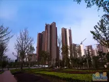 朝南,安静,新装修未住过 带BS