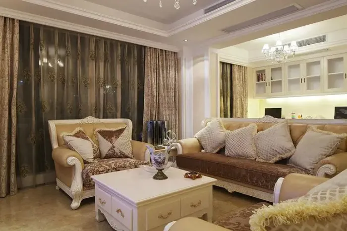 700x525c.jpg