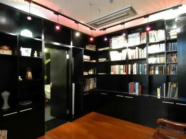 如何装修家庭式瑜伽馆 592x444c.jpg