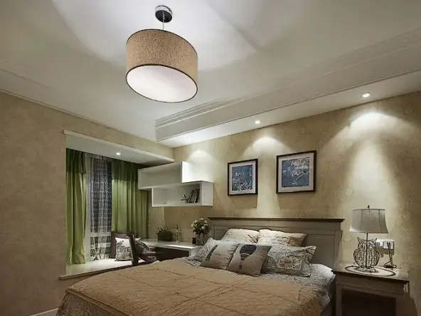 飘窗垫效果图主卧室 592x444c.jpg