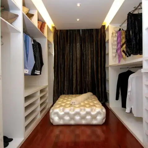 田园风衣帽间_工业风衣帽间图片(2)