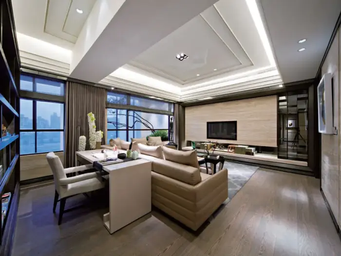 700x525c.jpg