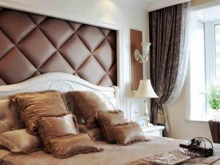奢华美式风格五居室卧室床头软包背景墙图片欣赏