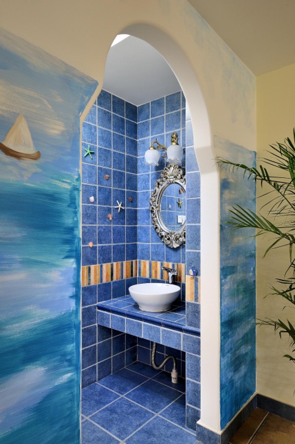 地中海风格125平米二居室卫生间洗手台欣赏