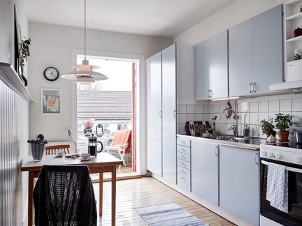 北欧风格蓝色厨房小户型装修效果图图片