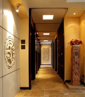 走廊尽头玄关设计图效果图 432x324c.jpg