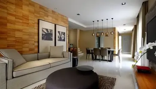 000275755700.jpg