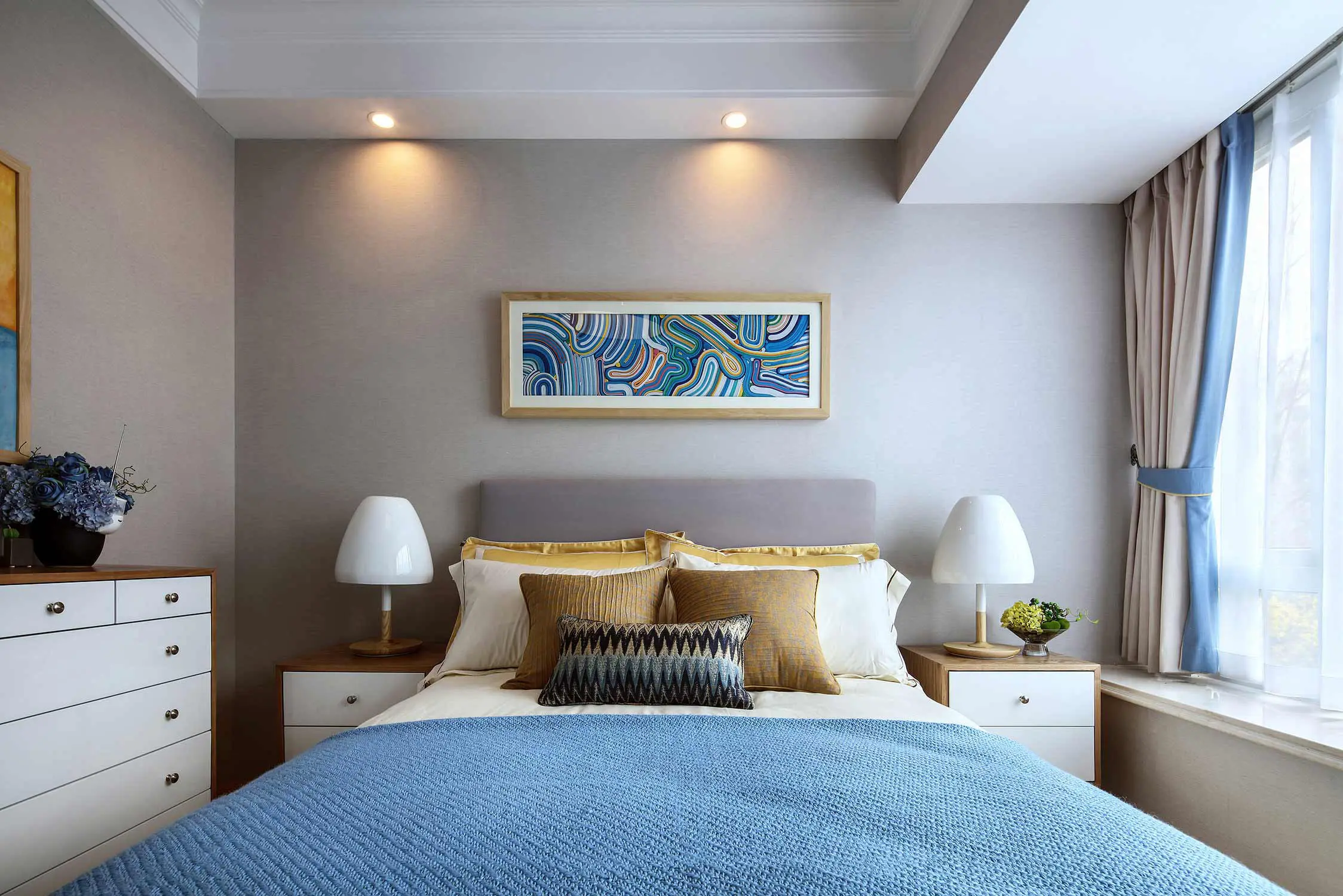 如何装饰卧室墙面 006379276600.jpg