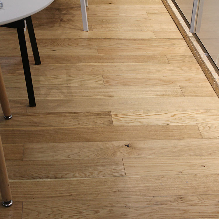 四合 三层实木复合地板 橡木本色12mm厂家直销地热地暖