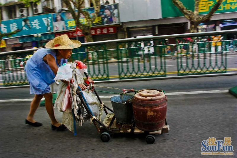 【市井百态】南京最后一位倒马桶的老人