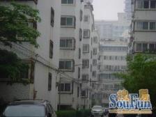 满五唯一大四房,总价低。好楼层,业主诚心出售。